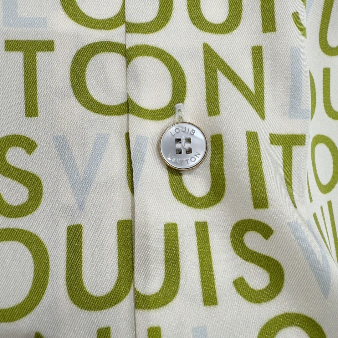 Louis Vuitton 25 LV Maze Print Silk Shirt - Image 7