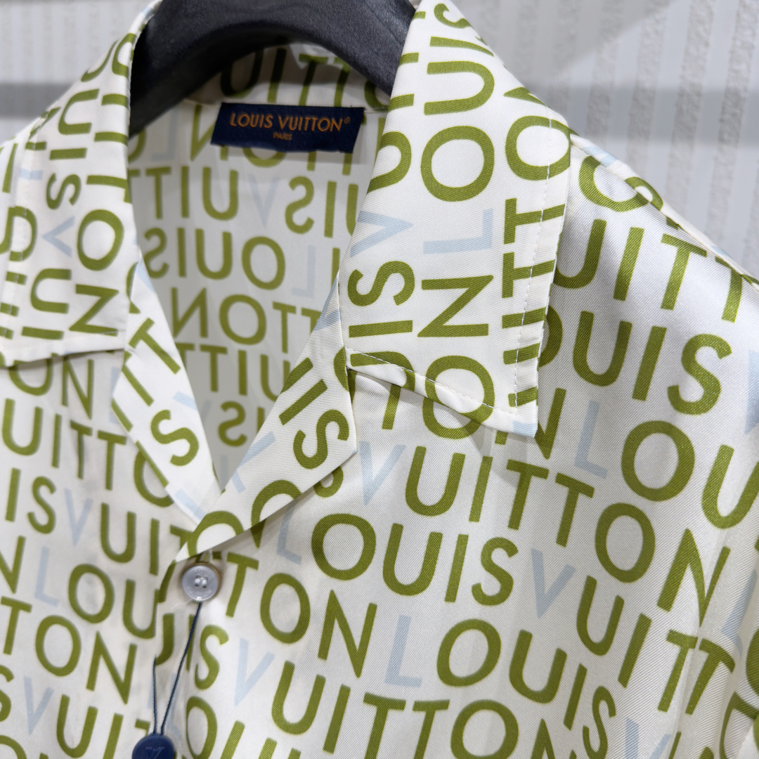 Louis Vuitton 25 LV Maze Print Silk Shirt - Image 4
