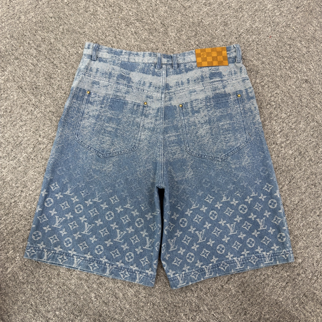 Louis Vuitton Men's 26 Indigo Cotton Monogram Pattern Shorts - Image 4