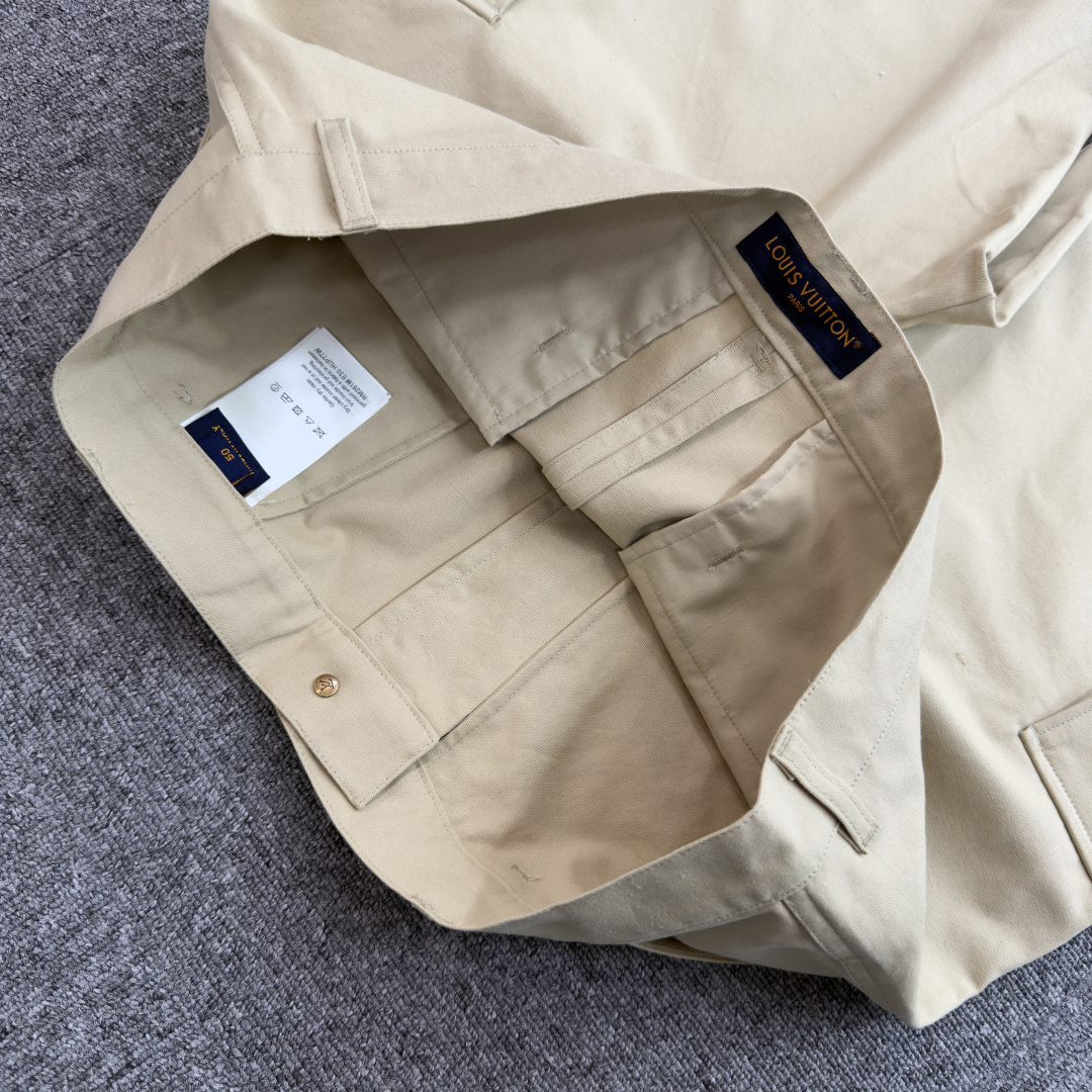 Louis Vuitton 26ss Functional Cotton Cargo Shorts - Image 8