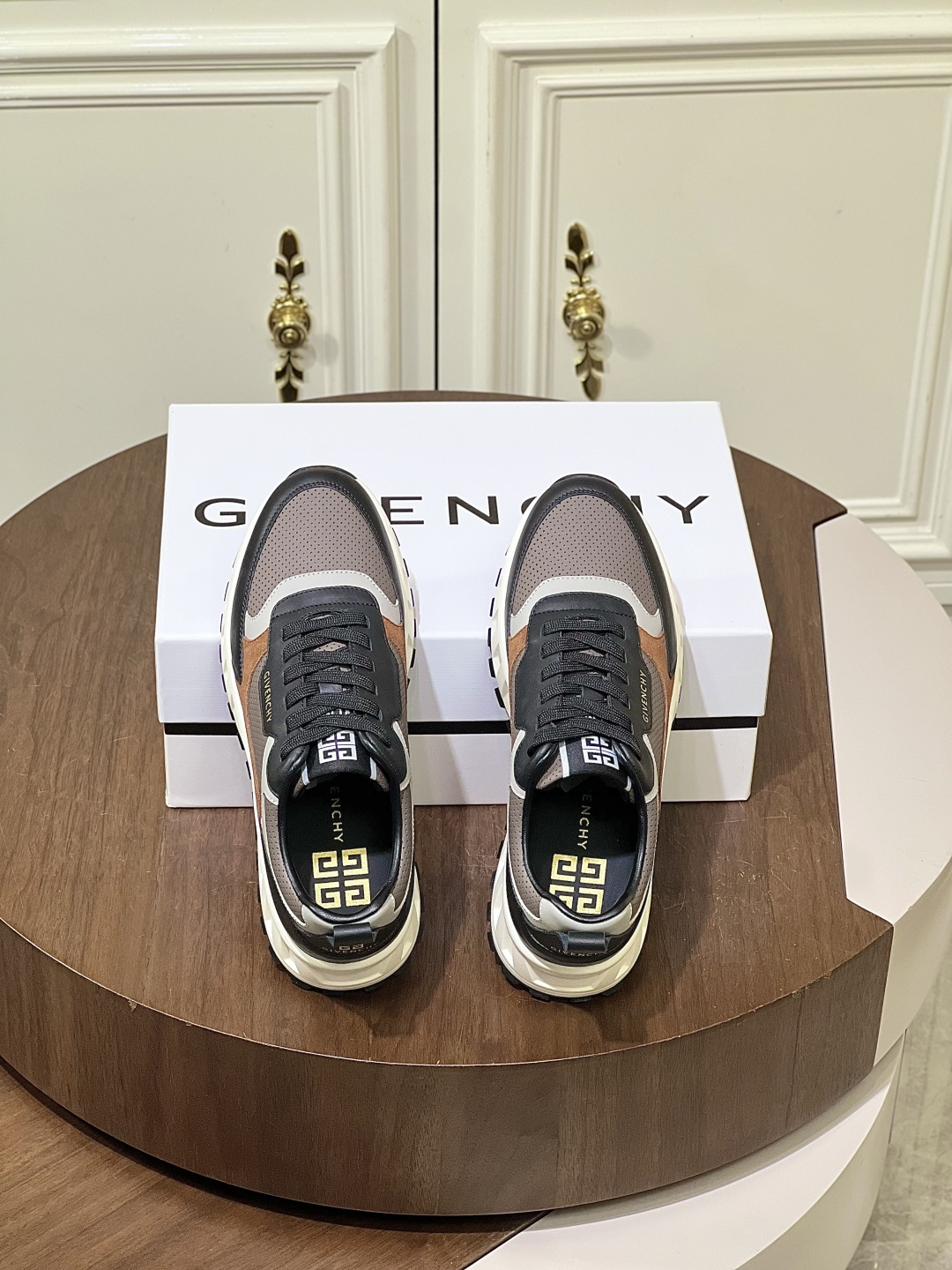 Givenchy Platform Height-Increasing Casual Sneakers For Men - Image 7