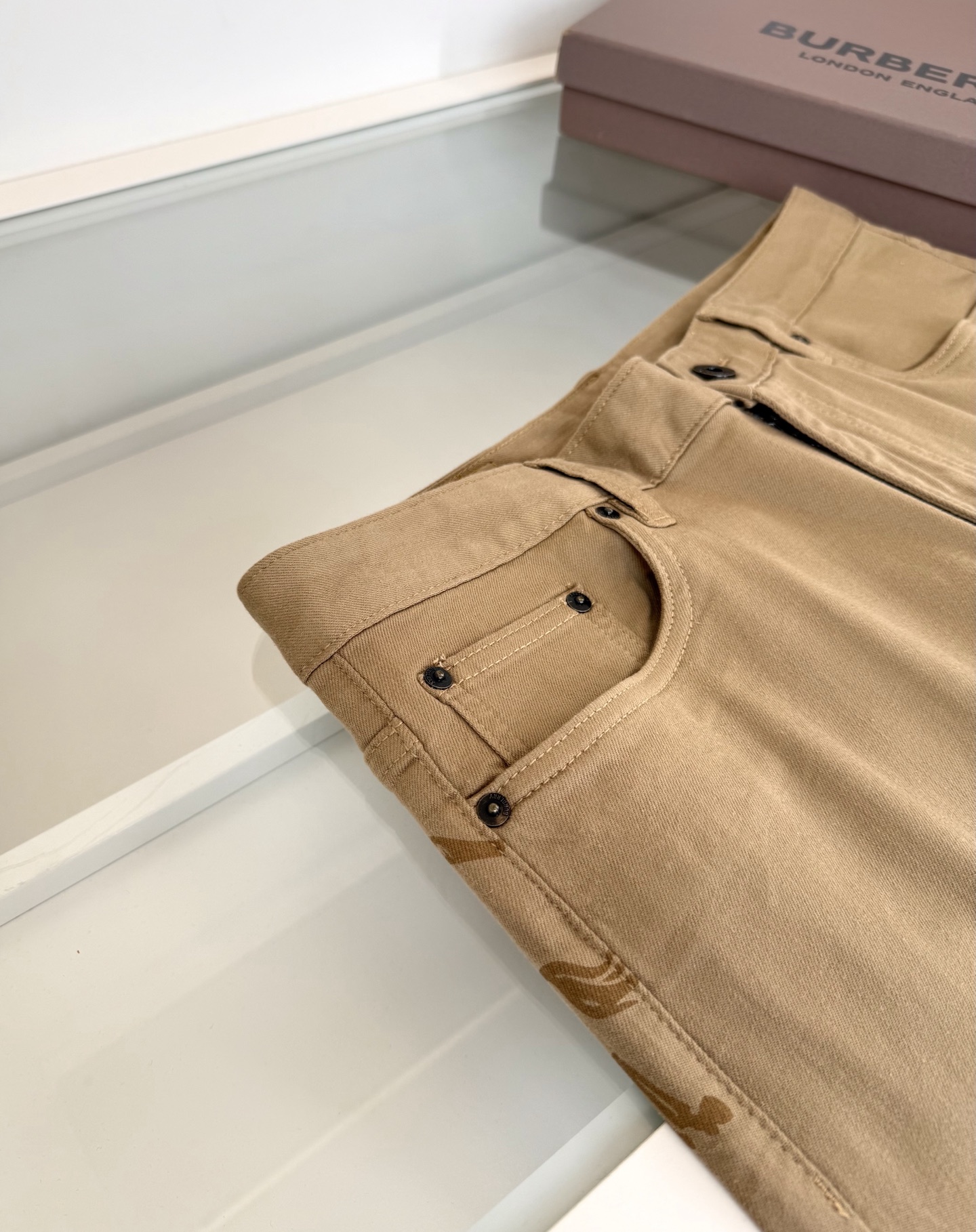 Burberry Men's Slim Straight Leg Jeans - Image 3