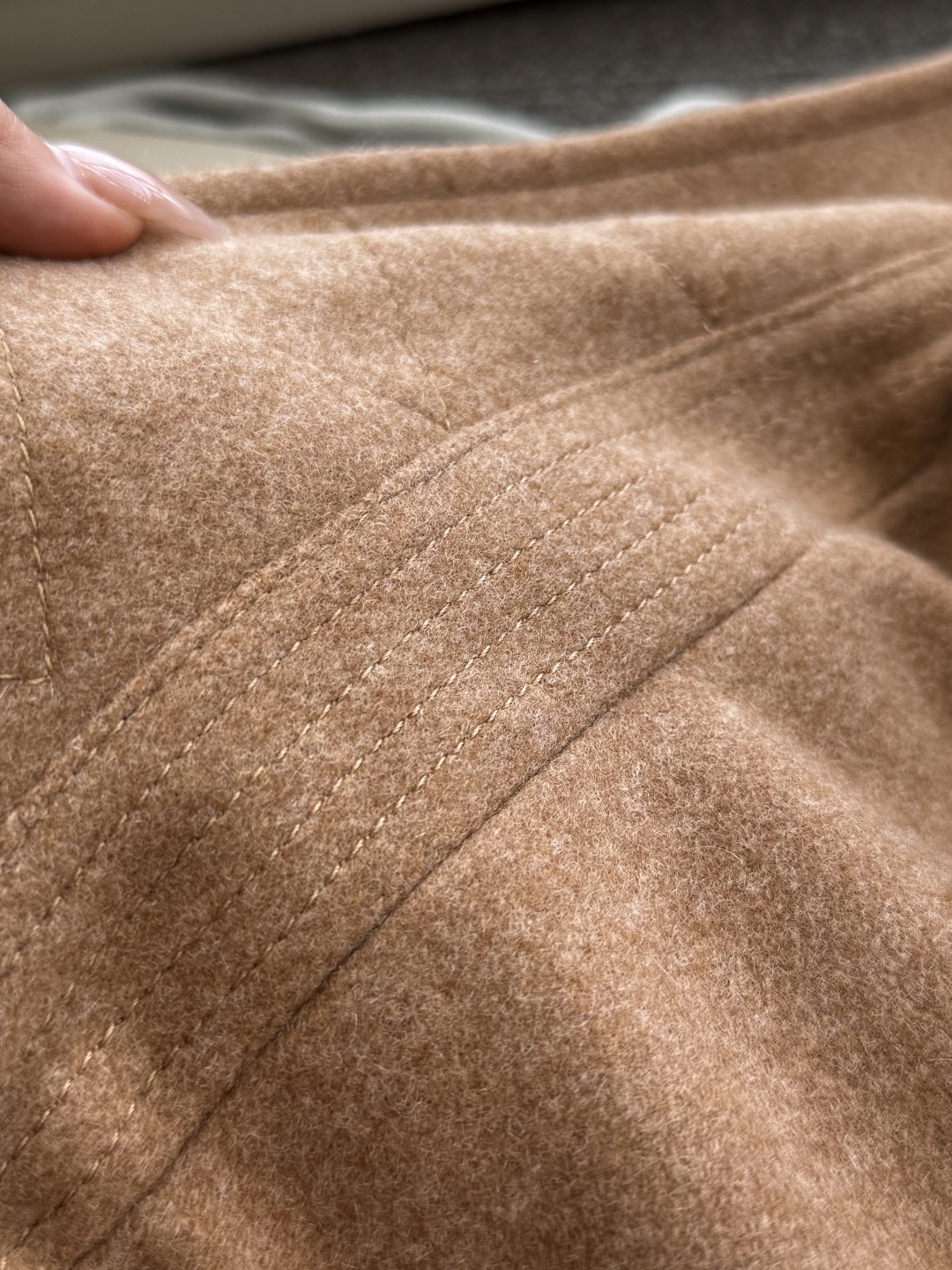 Brunello Cucinelli Men Lined Shearling Fur Trim Jacket - Image 9