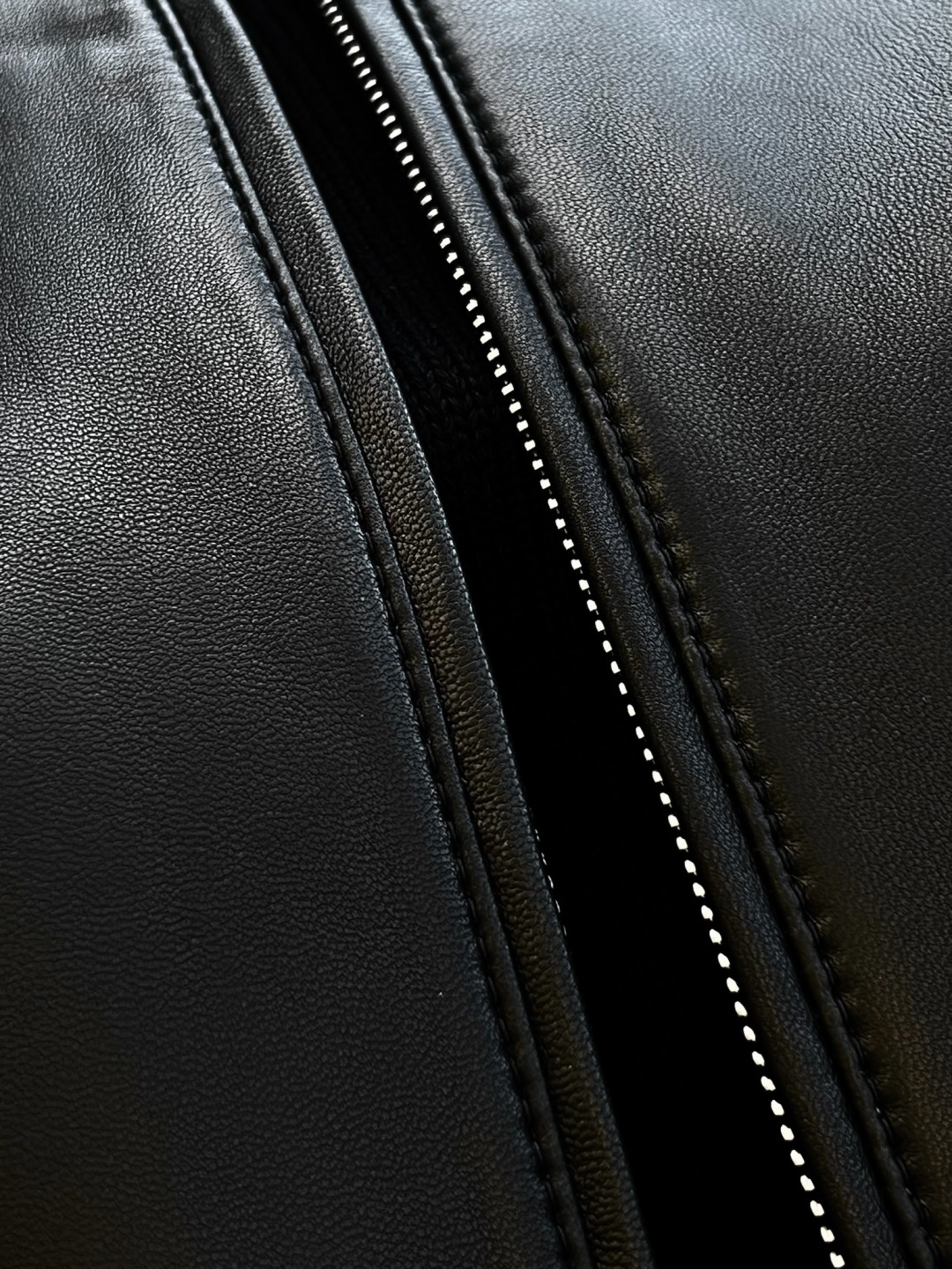 Gucci GG Nappa Leather Pilot Jacket - Image 7