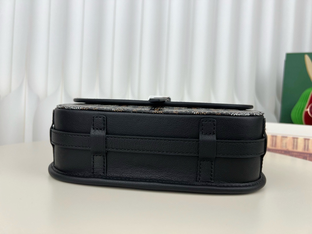 Goyard Belvedere PM Messenger Bag - Image 8