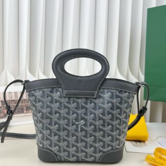 Goyard Beluga Mini Shoulder Bag