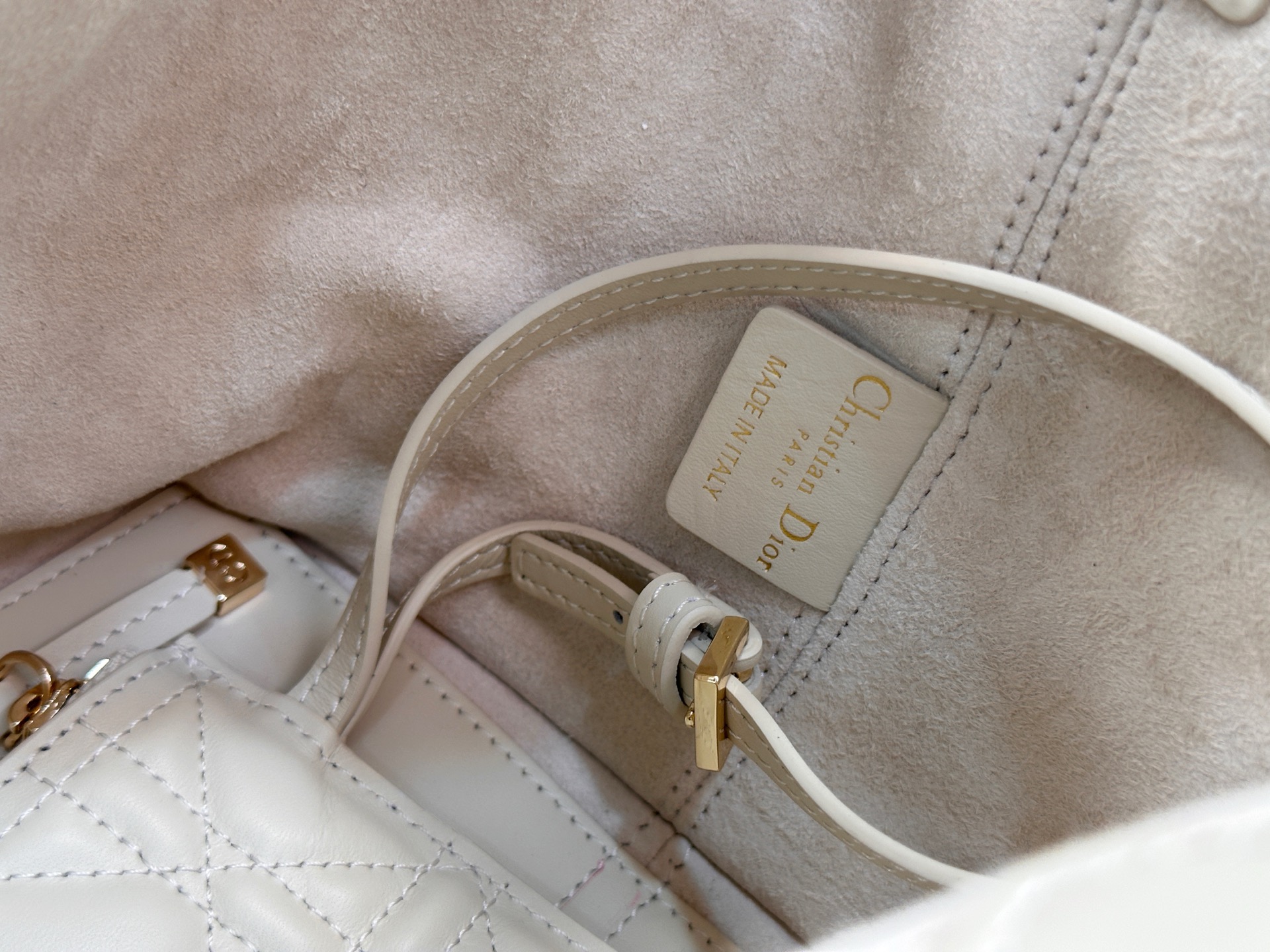 Dior Toujours Bag Medium Beige - Image 9