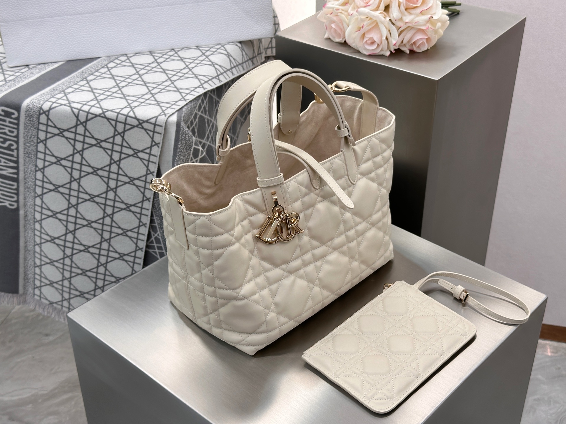 Dior Toujours Bag Medium Beige - Image 7