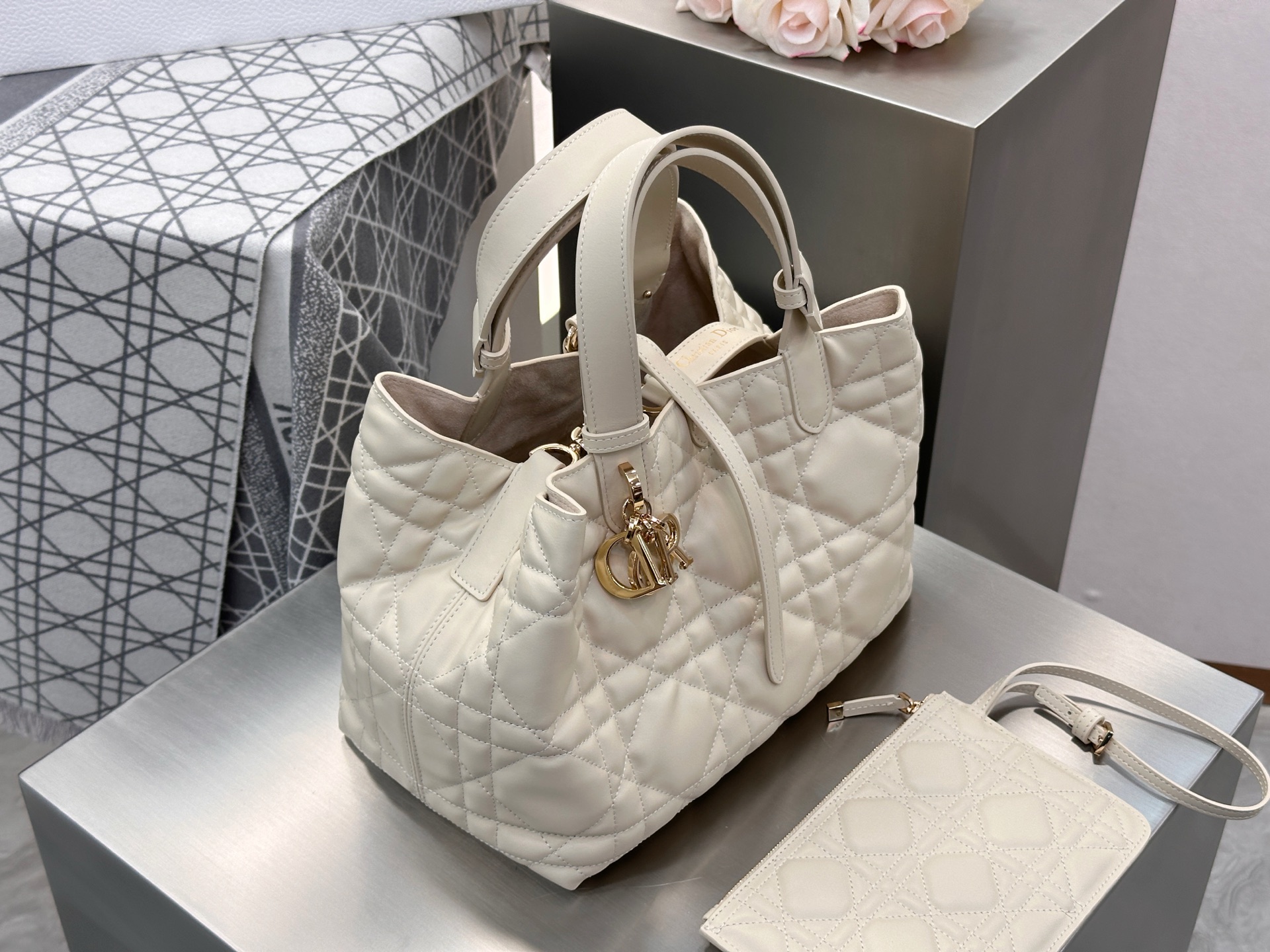 Dior Toujours Bag Medium Beige - Image 4