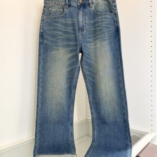 Burberry 2026 Summer Lightweight Horse Embroidery Slim Straight Men's Jeans