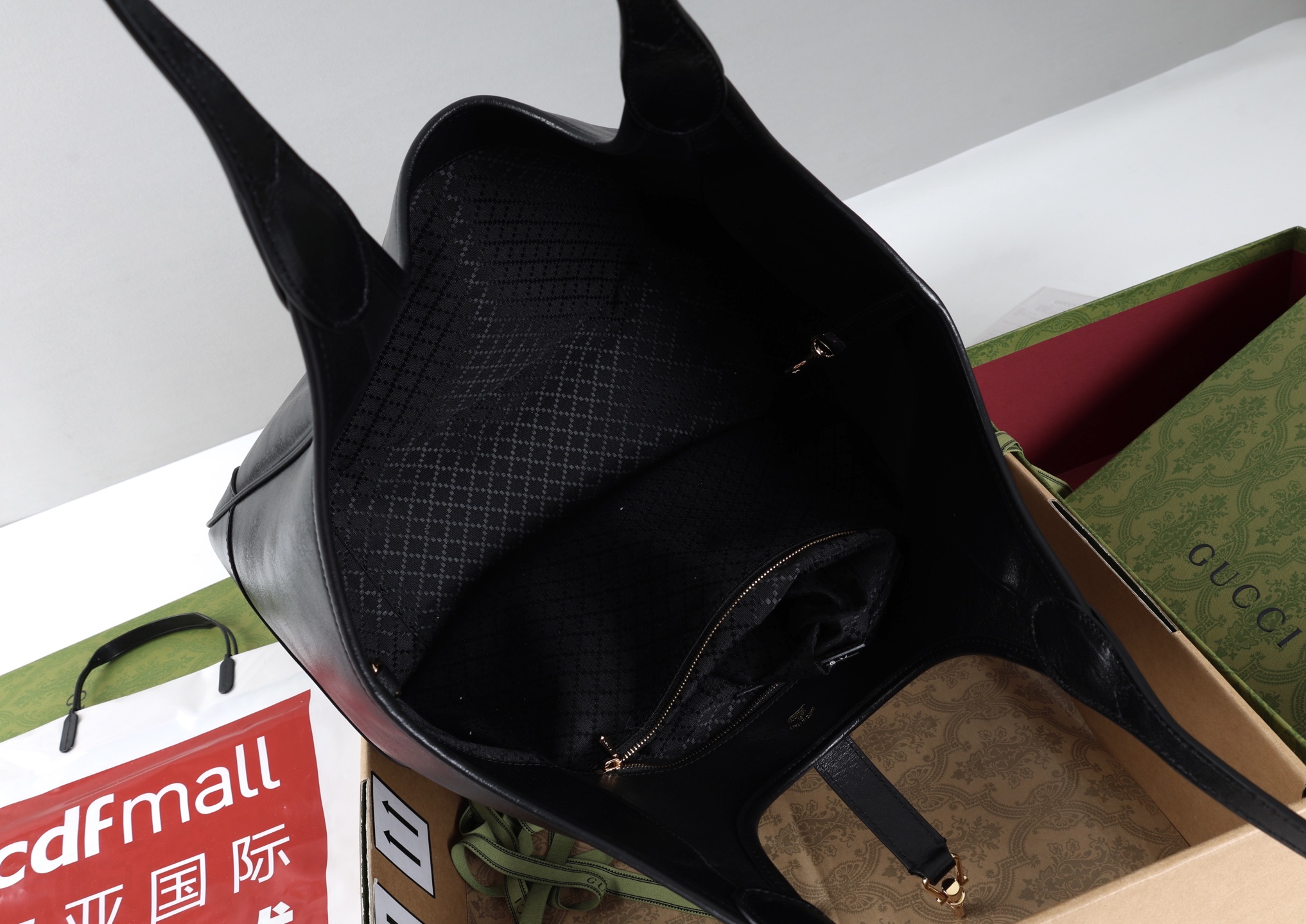 Replica GUCCI Mercato medium tote bag 866645 black leather - Image 12