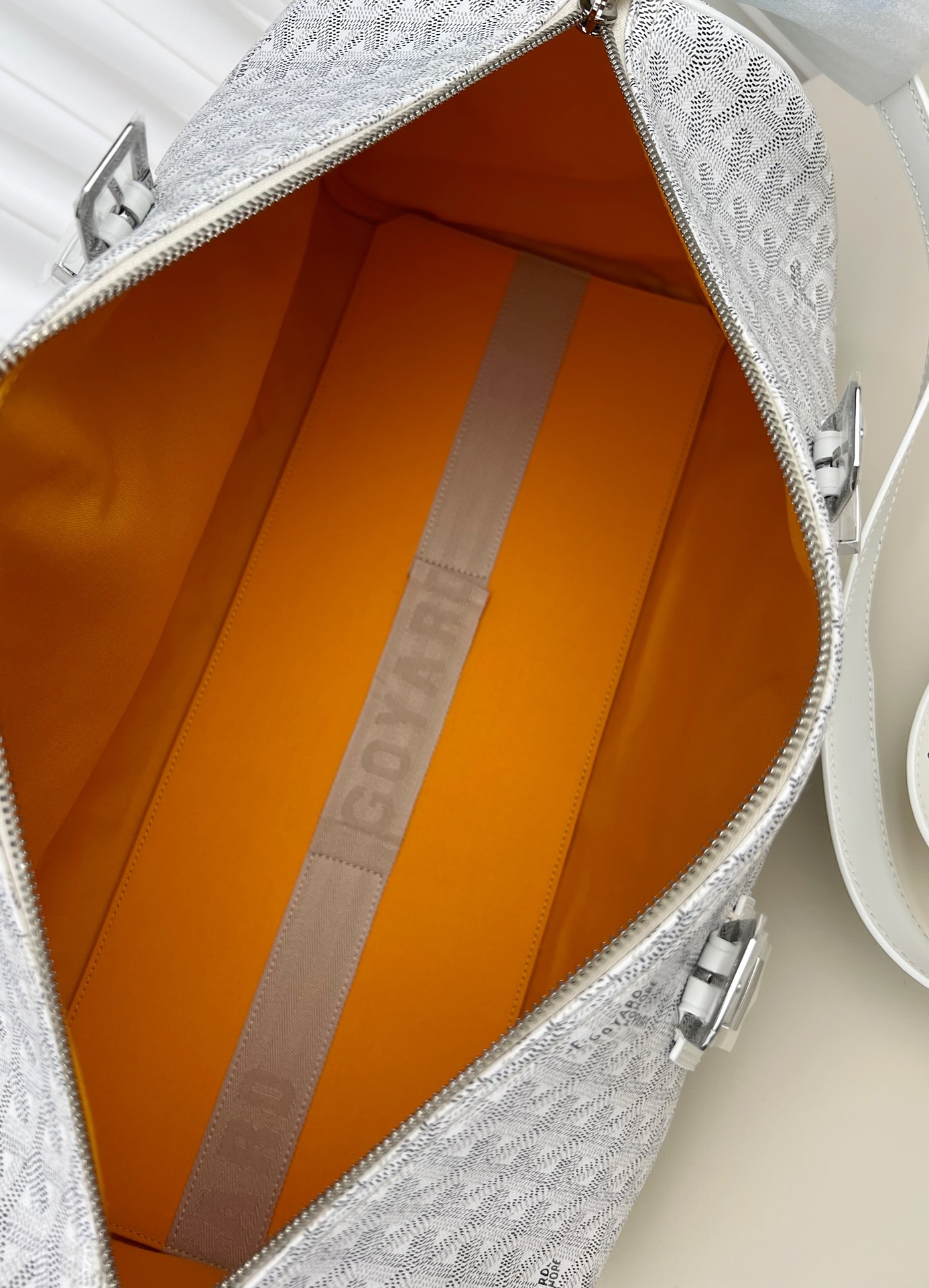 Replica Goyard Boston 45 bag White - Image 4