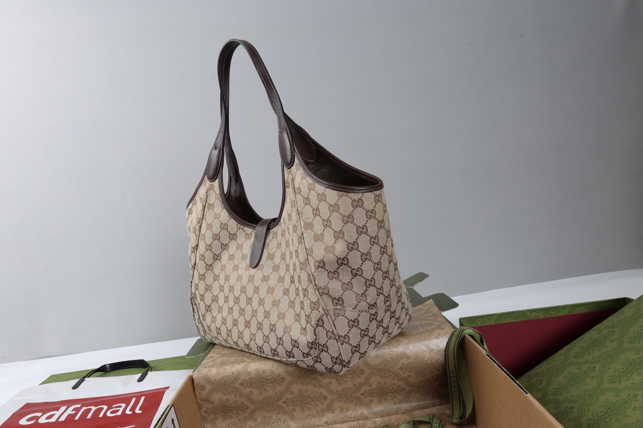 Replica GUCCI Mercato medium tote bag 866645 canvas - Image 7