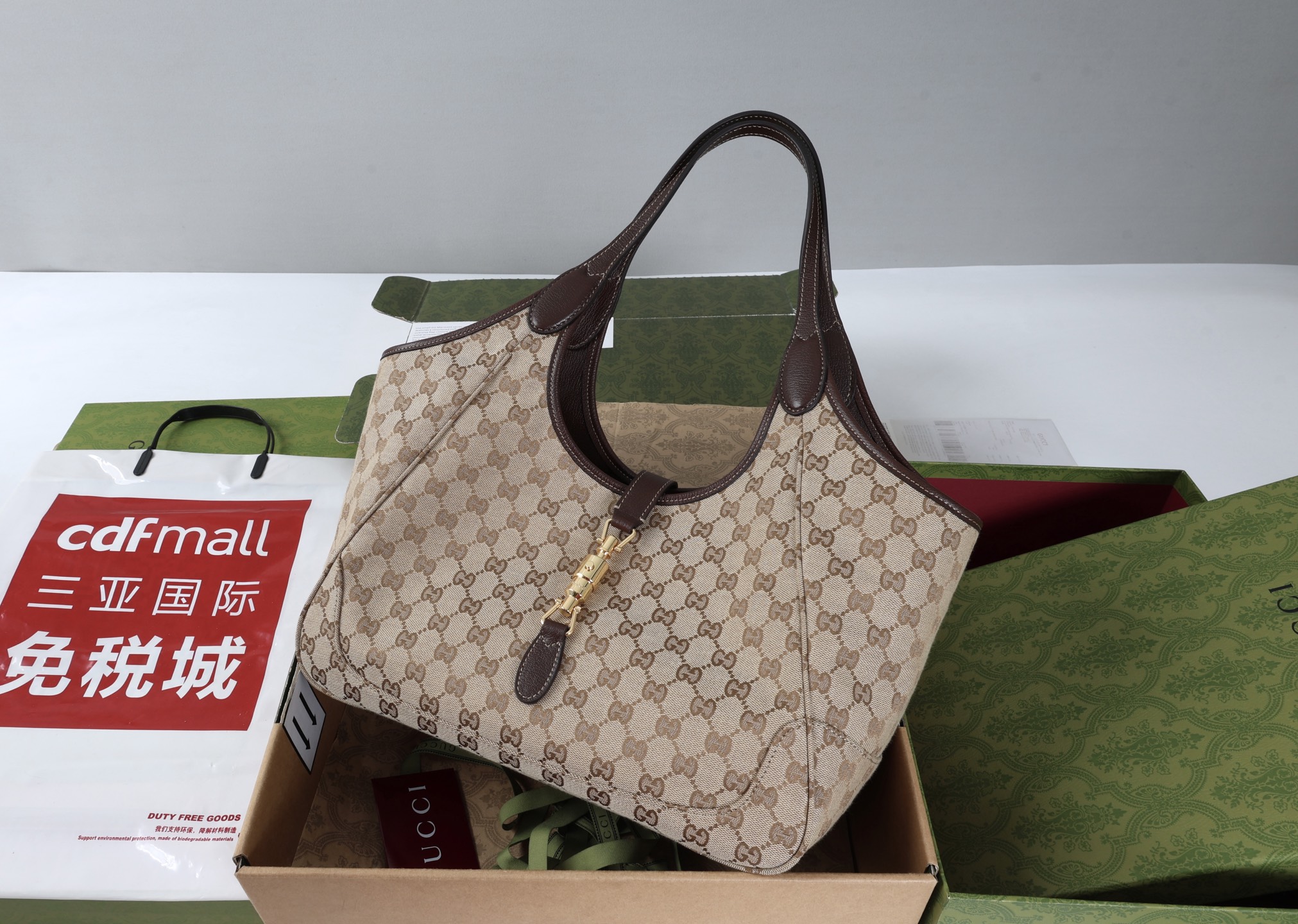 Replica GUCCI Mercato medium tote bag 866645 canvas - Image 6